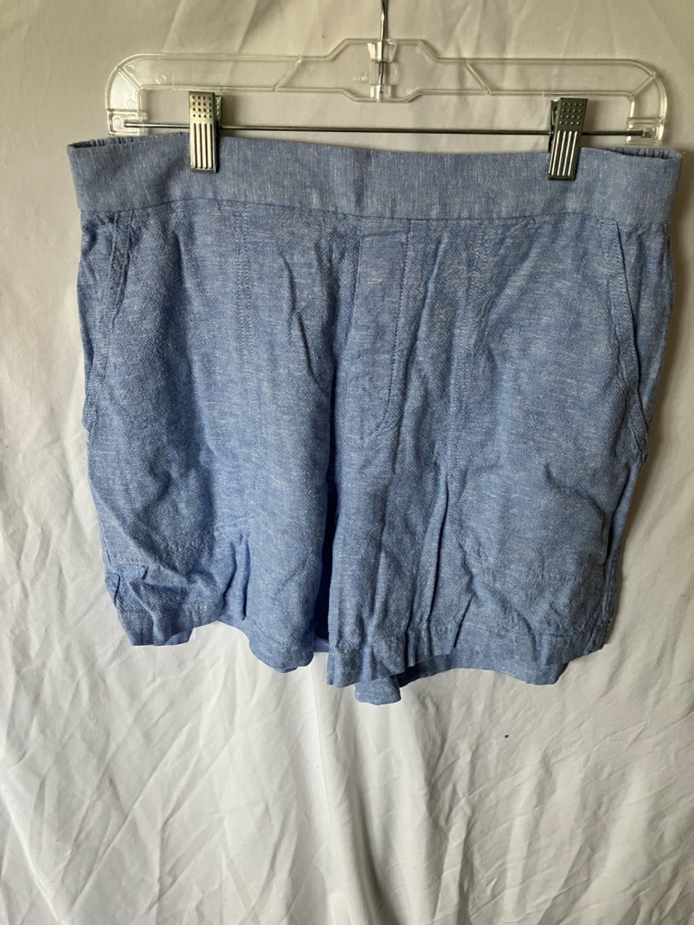 Banana Republic: Blue Linen (55%) Shorts- M